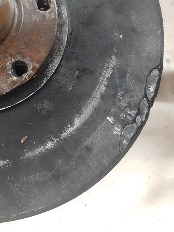 volant_moteur_poulie_damper_CASSURES1.jpg